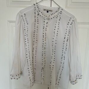Jupe By Jackie white cotton organza top with black embroidered dots